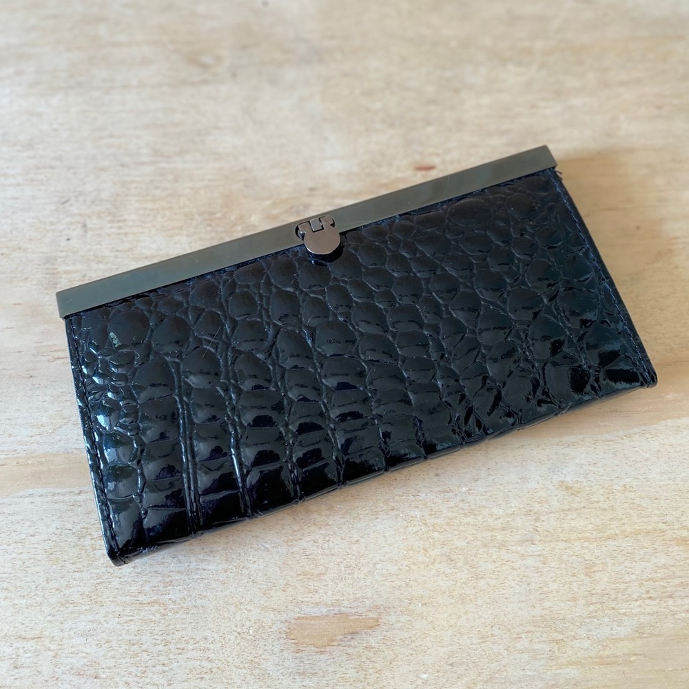Black Clutch With Magnet Closure